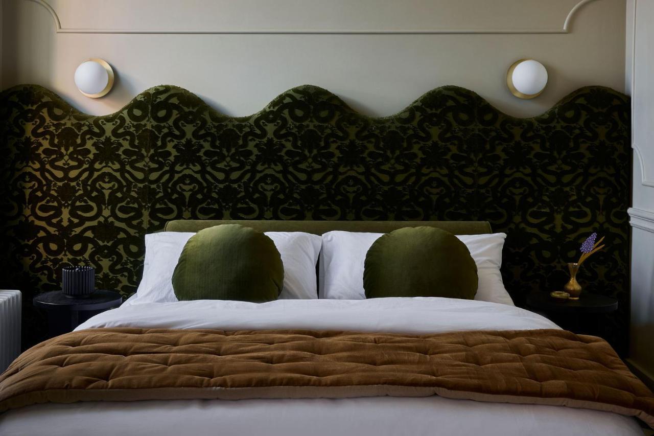 Hotel Julie สตราตฟอร์ด ภายนอก รูปภาพ